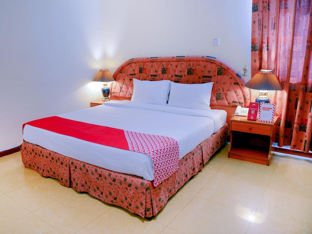 Hotel Golden Oasis Muscat Exterior photo