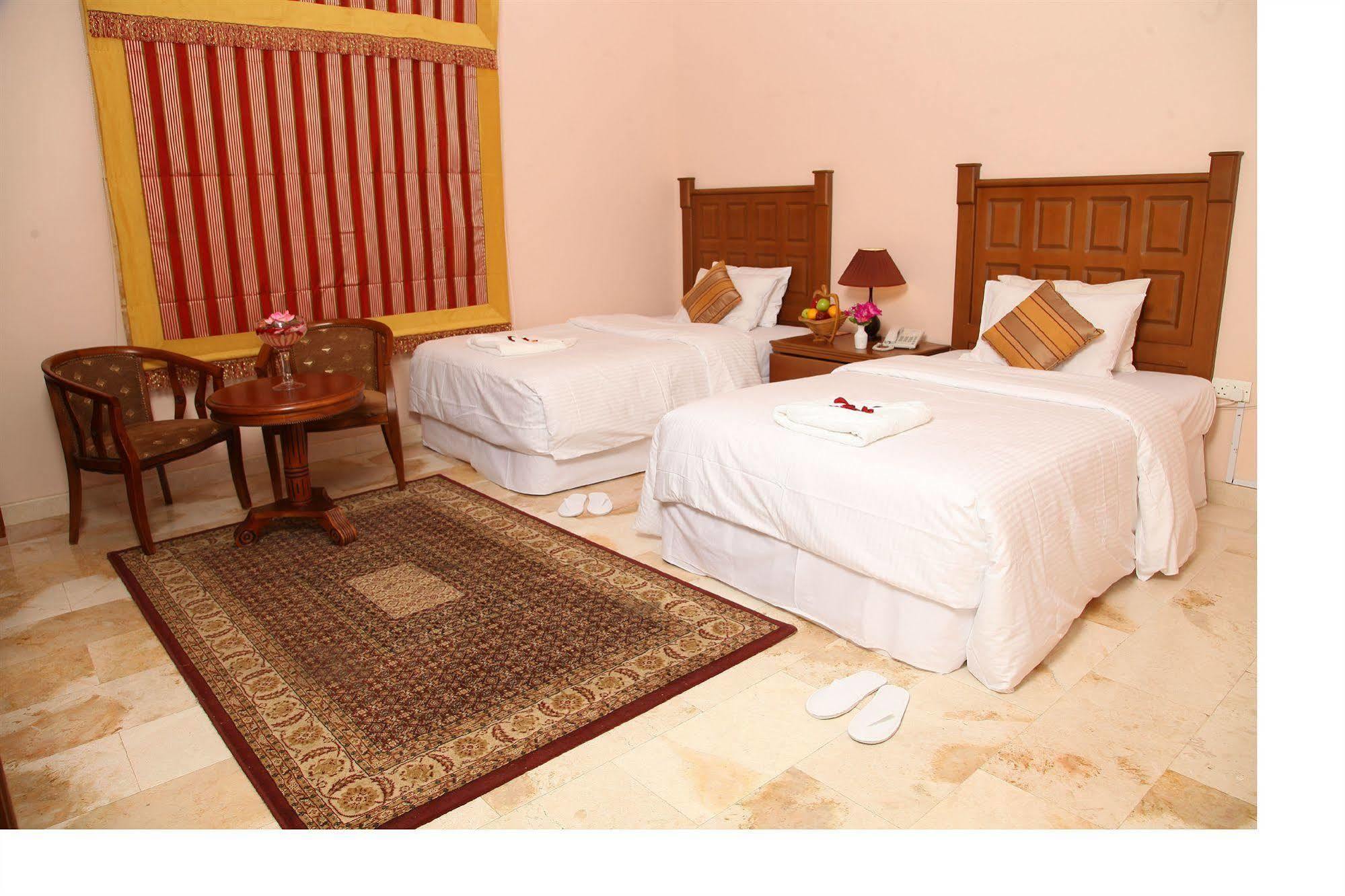 Hotel Golden Oasis Muscat Exterior photo